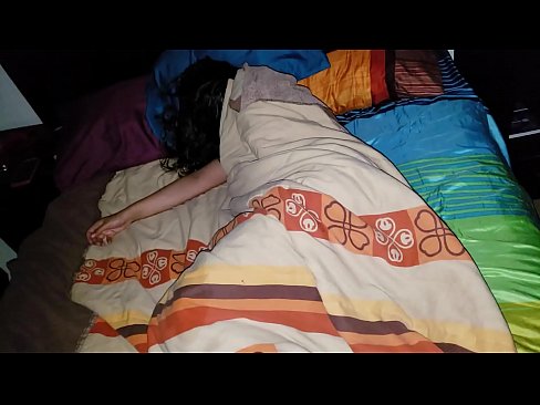 ❤️ Semeordea bere amaorde gazteari errieta egiten dio lo egiten duen bitartean. ️ Super sexua pornoan eu.pornobot.ru ️❤